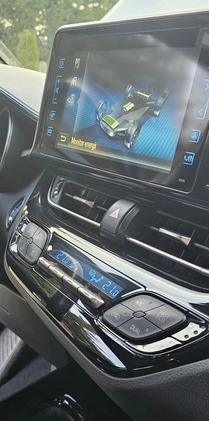 Toyota C-HR cena 94900 przebieg: 32000, rok produkcji 2019 z Gniezno małe 106